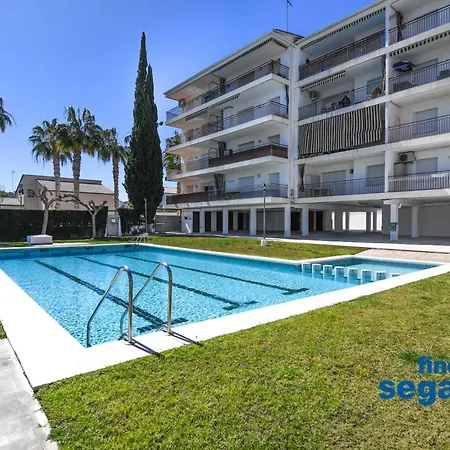 Apartment Sant Jordi 32 *